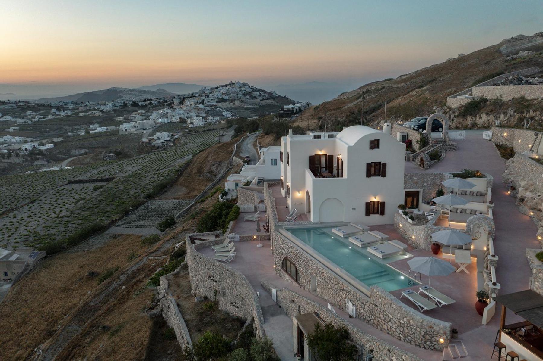 Zatrikion Santorini Villas Pyrgos Kallistis Exterior photo